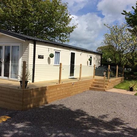 Lake District Cumbria Gilcrux Solway Firth Cabin Wigton Zewnętrze zdjęcie