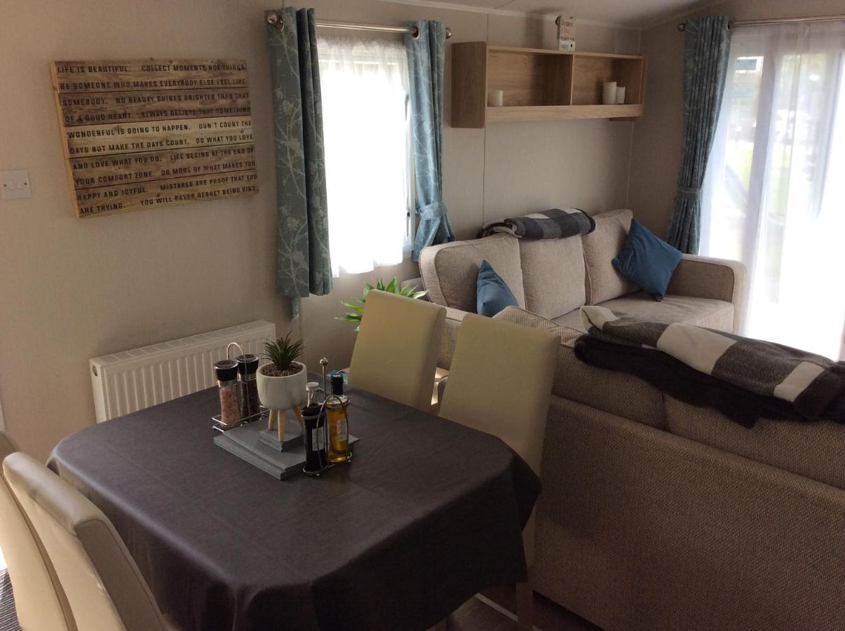 Lake District Cumbria Gilcrux Solway Firth Cabin Wigton Zewnętrze zdjęcie